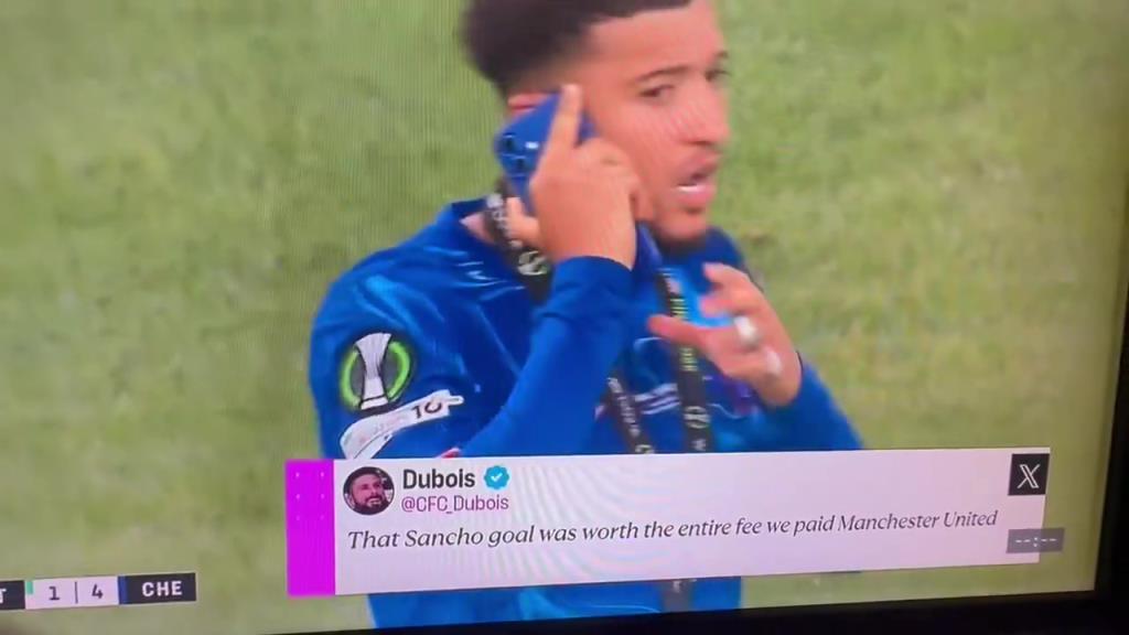 直接攤牌！桑喬賽后在場上煲電話粥，大聲說自己不回曼聯(lián)